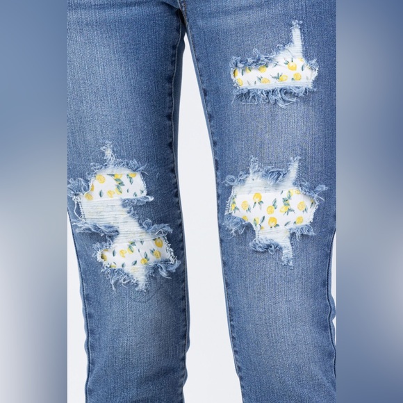 Judy Blue - lemon patch skinny jeans - Picture 3 of 5